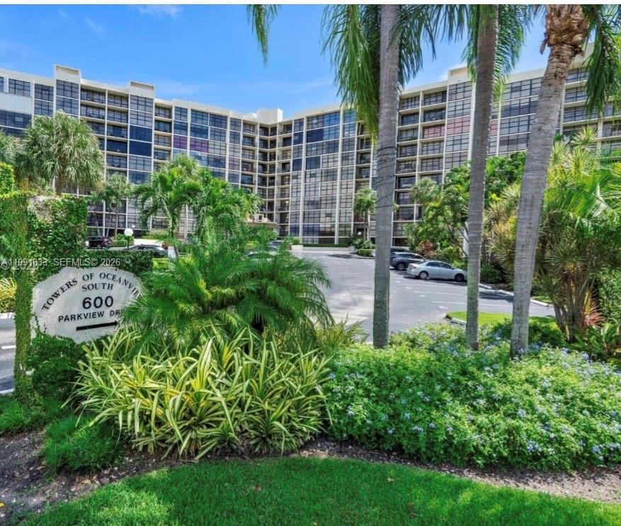TOWERS OF OCEANVIEW SOUTH - Residential