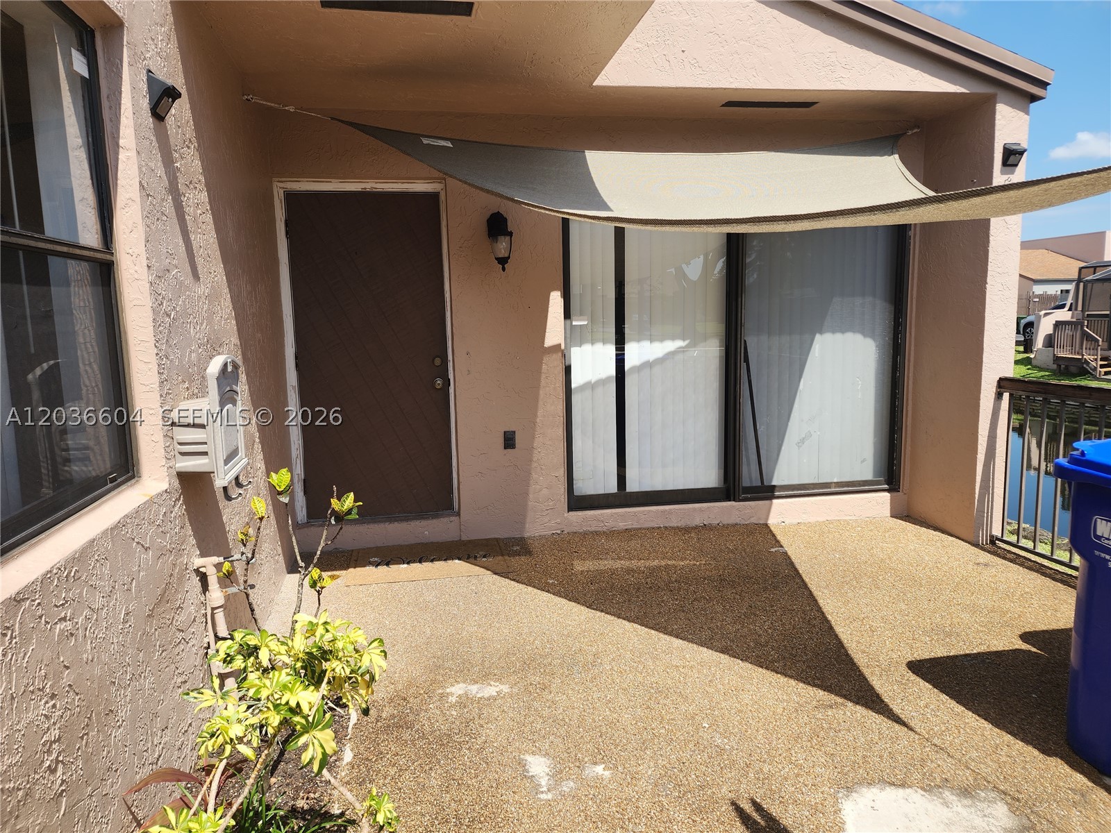 PEMBROKE LAKES SECTION SE - Residential Lease