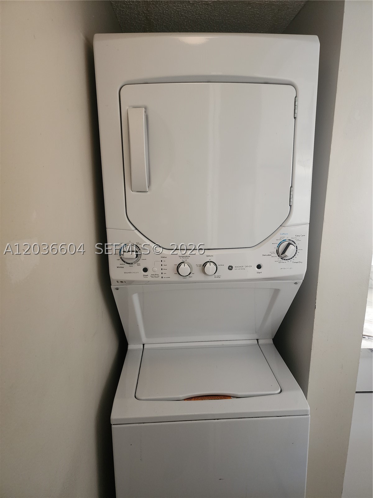 PEMBROKE LAKES SECTION SE - Residential Lease