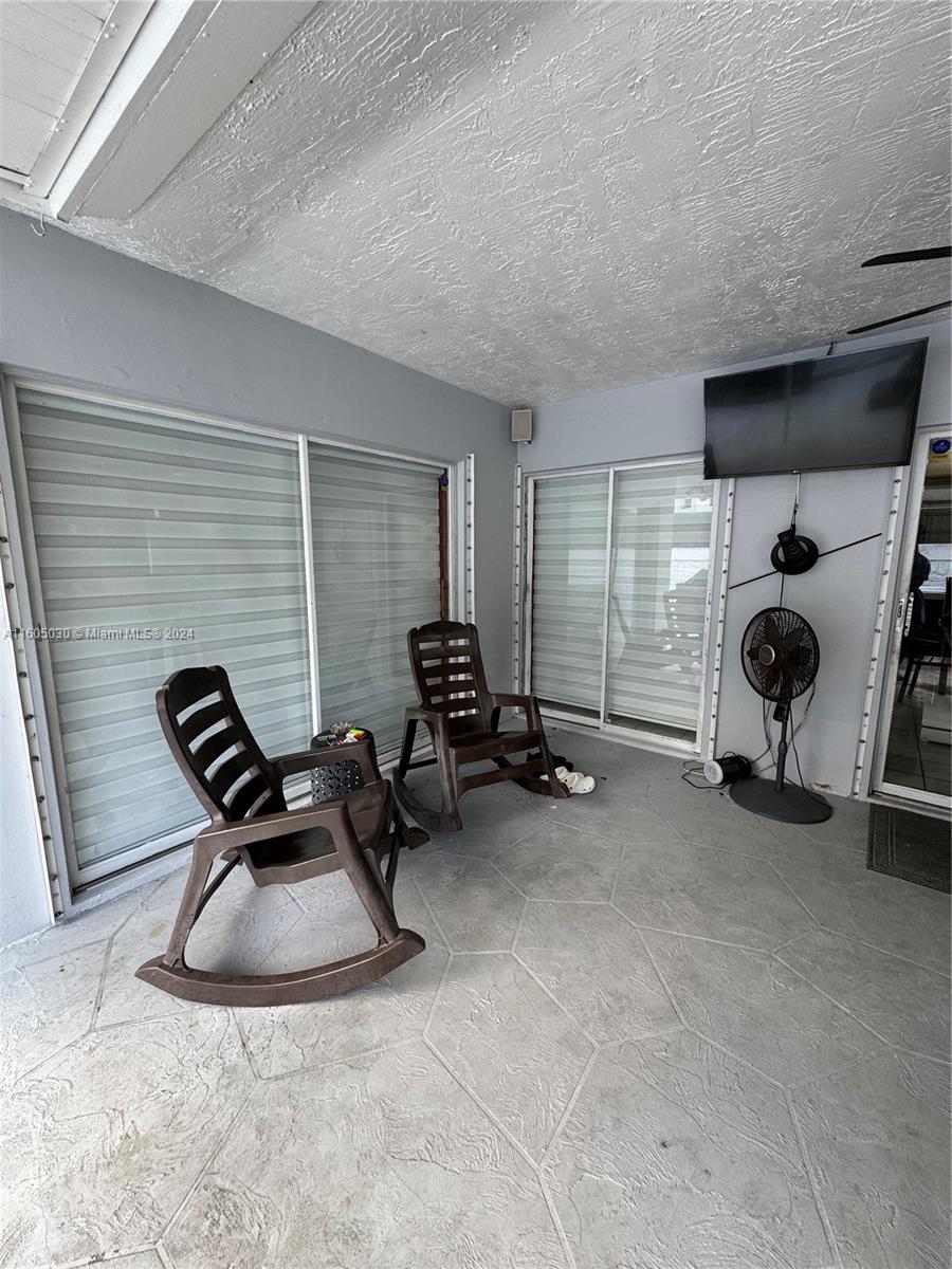 FOREST VIEW SUB - Residential Lease