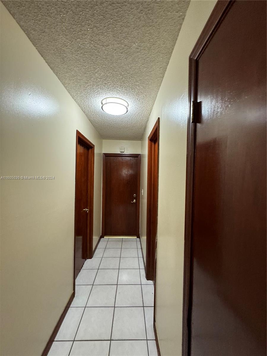 FOREST VIEW SUB - Residential Lease
