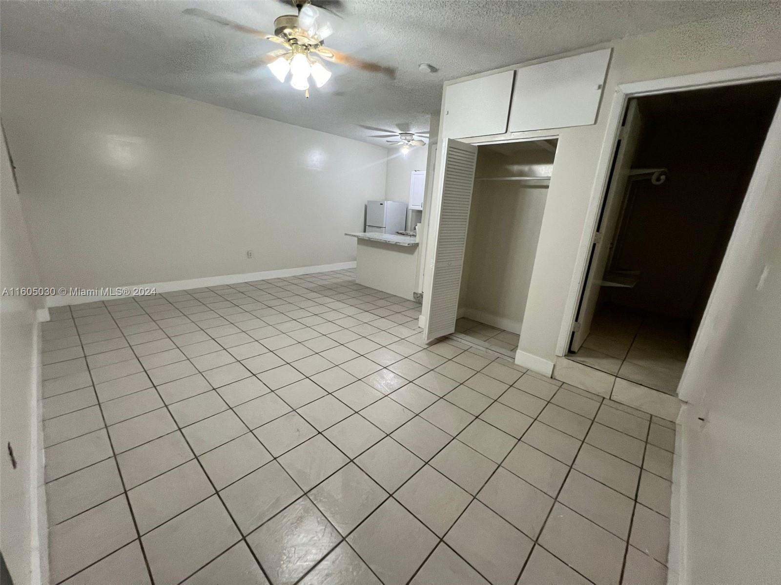 FOREST VIEW SUB - Residential Lease