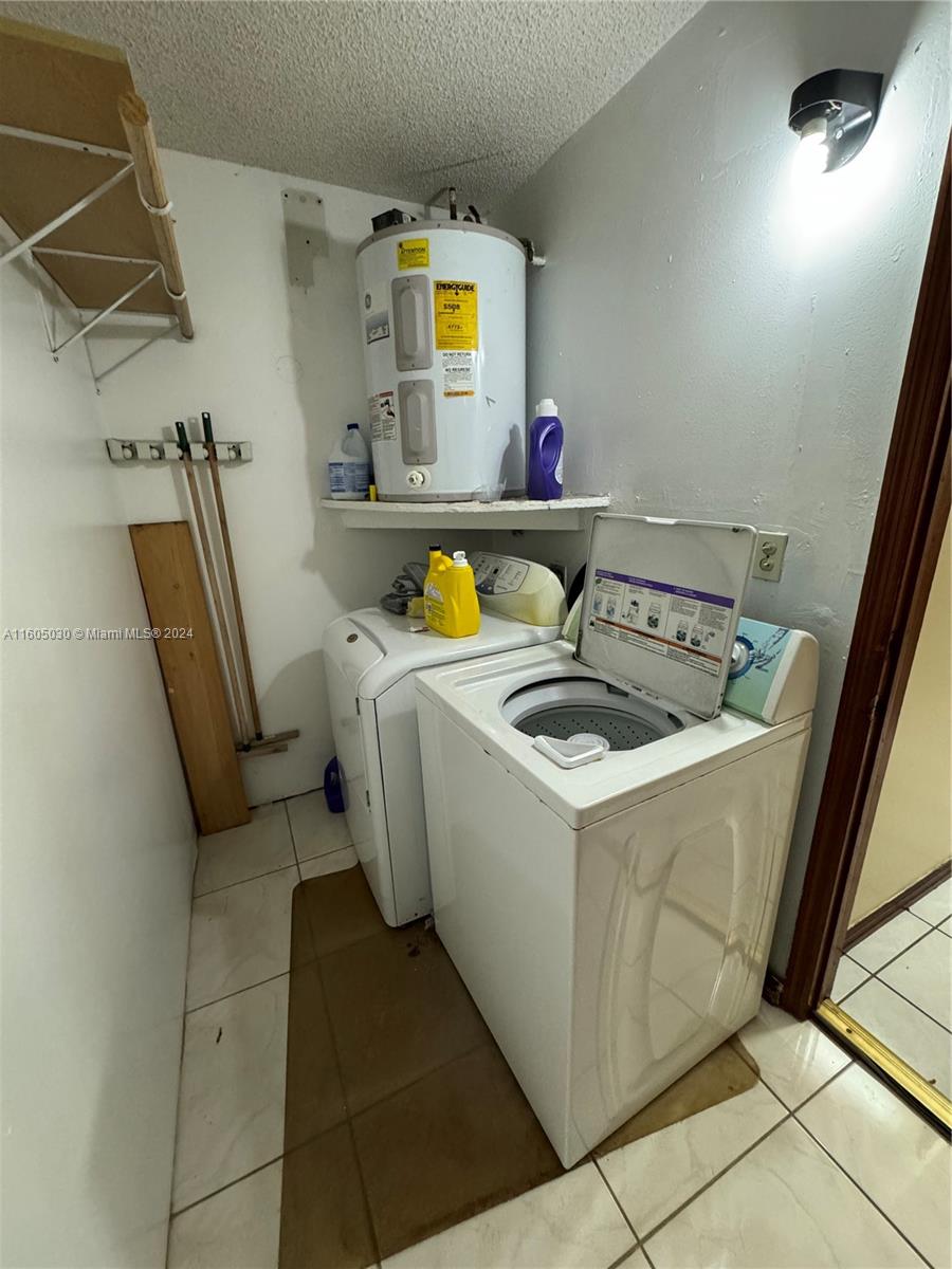 FOREST VIEW SUB - Residential Lease