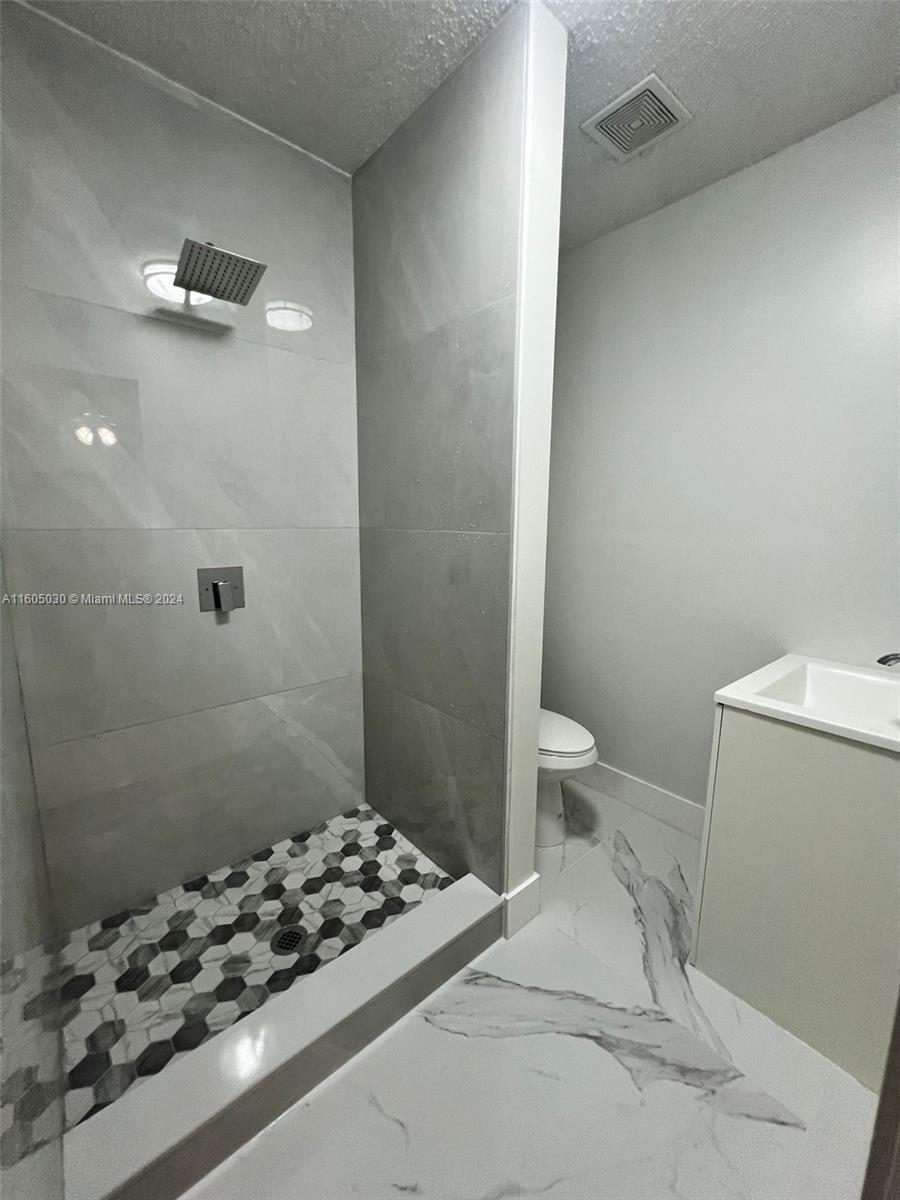 FOREST VIEW SUB - Residential Lease