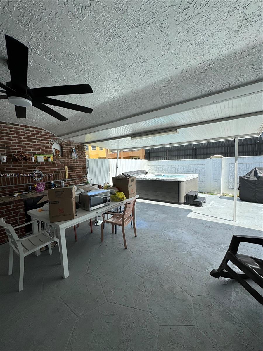 FOREST VIEW SUB - Residential Lease