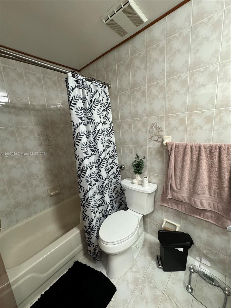 FOREST VIEW SUB - Residential Lease