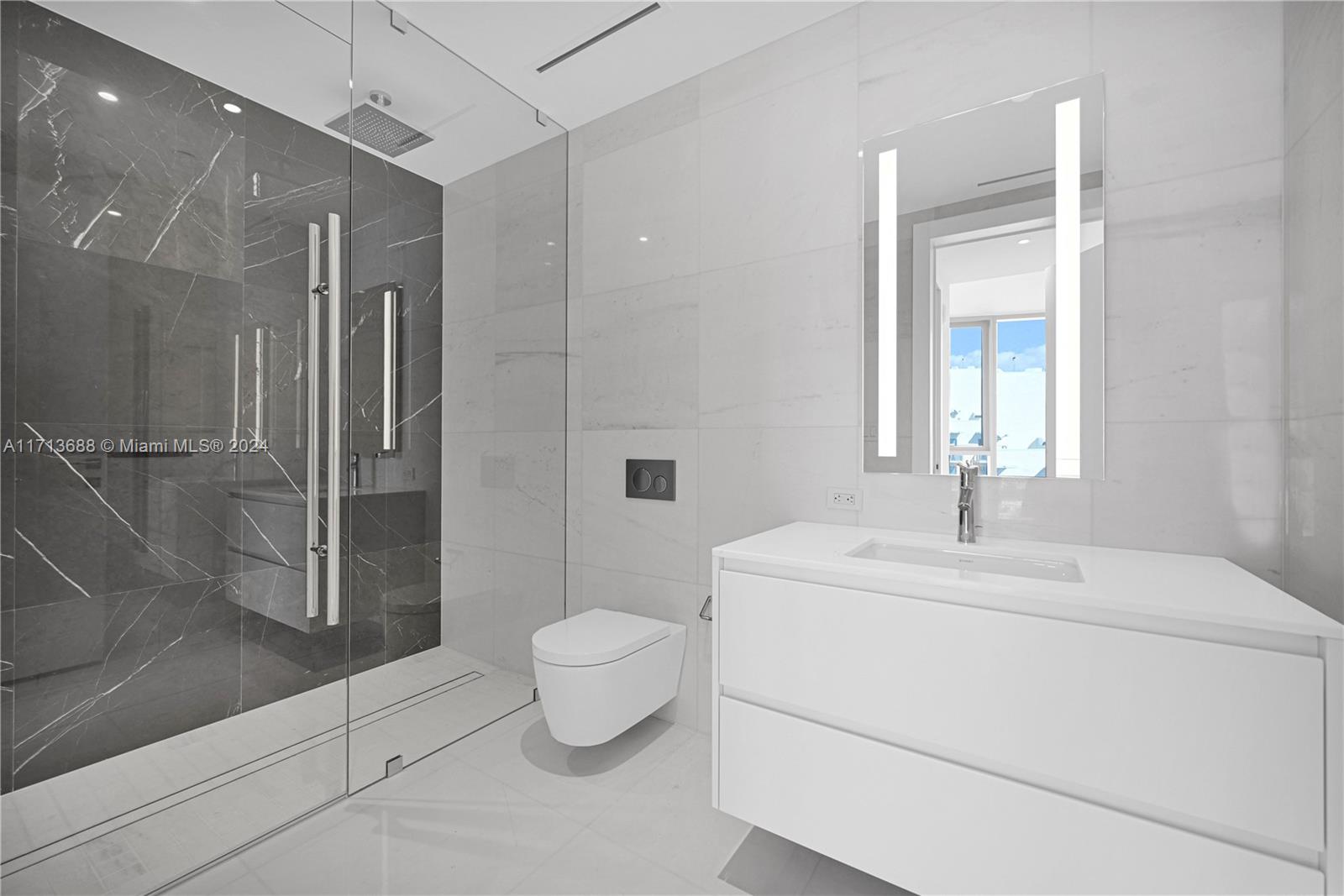 Aston Martin Residences - Residential