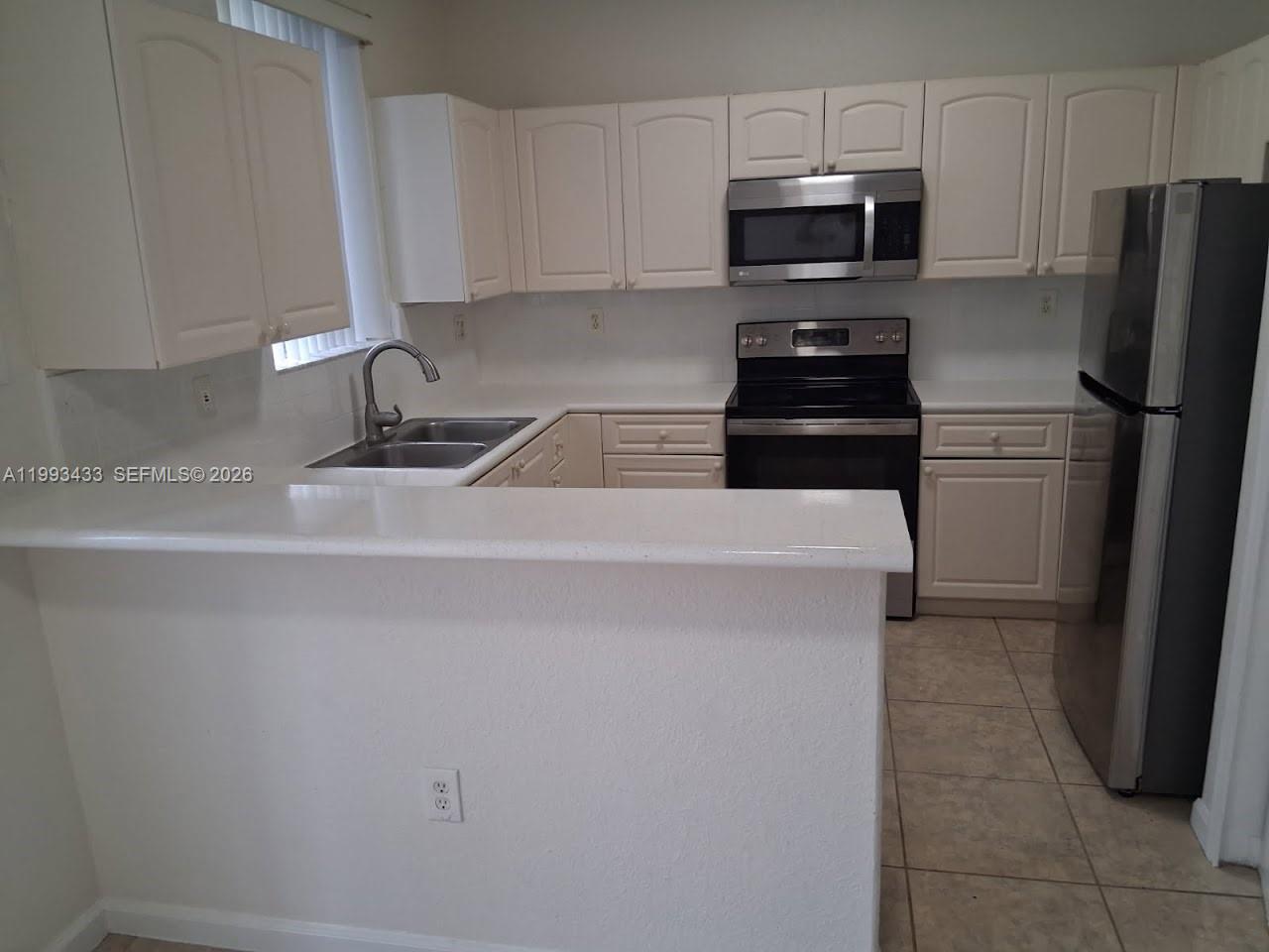 SHOMA TOWNHOMES AT KEYS CO - Residential