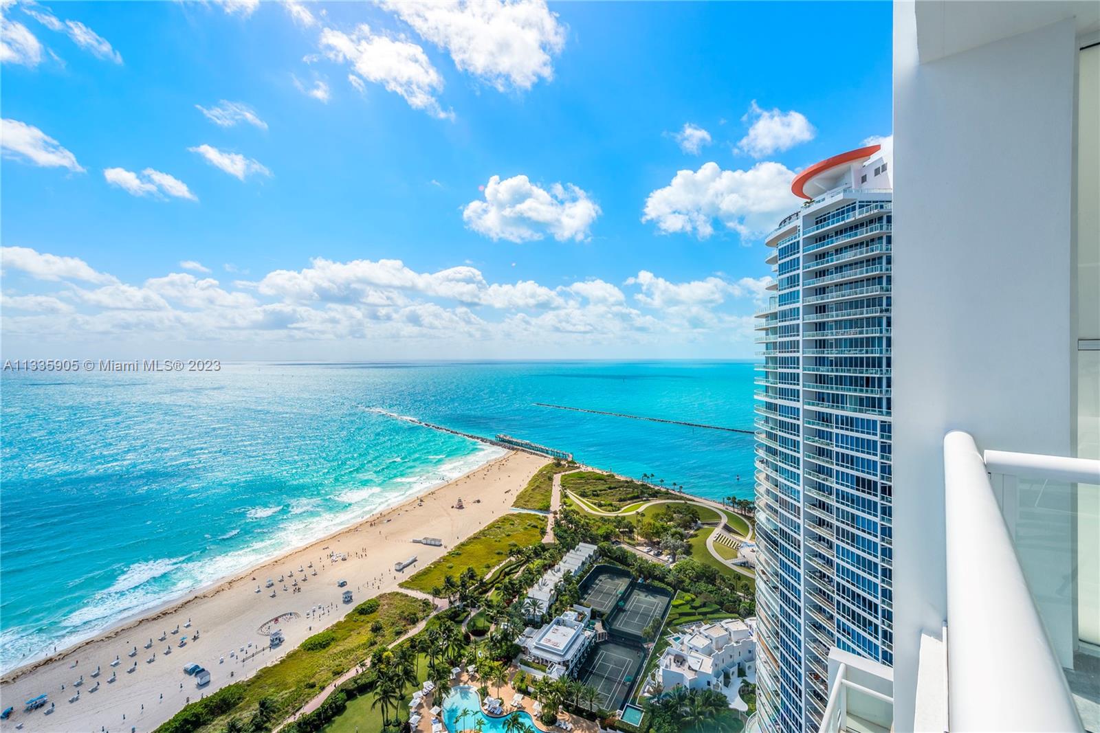CONTINUUM ON SOUTH BEACH - Residential