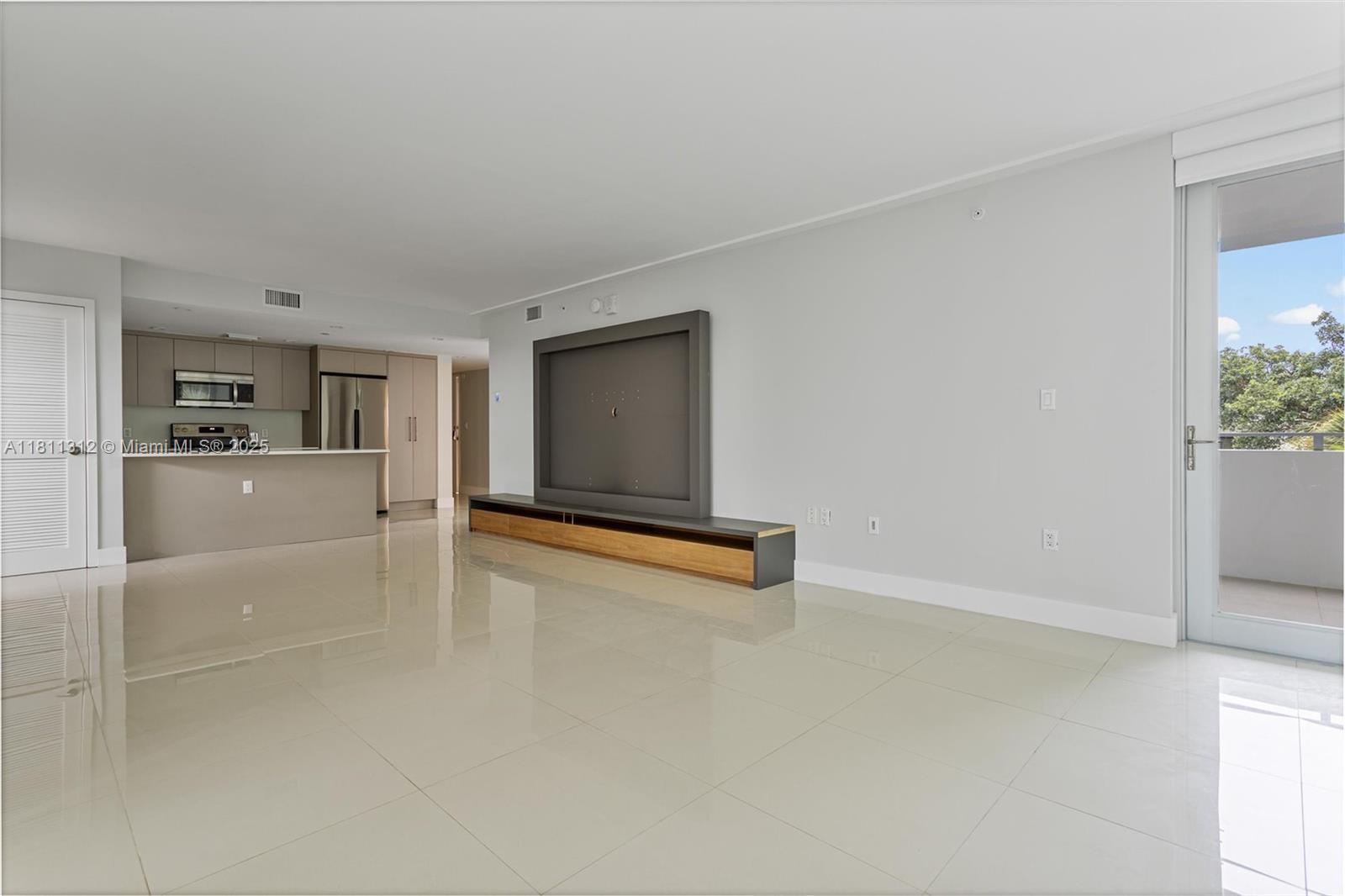 Tross One Bay Harbor - Residential