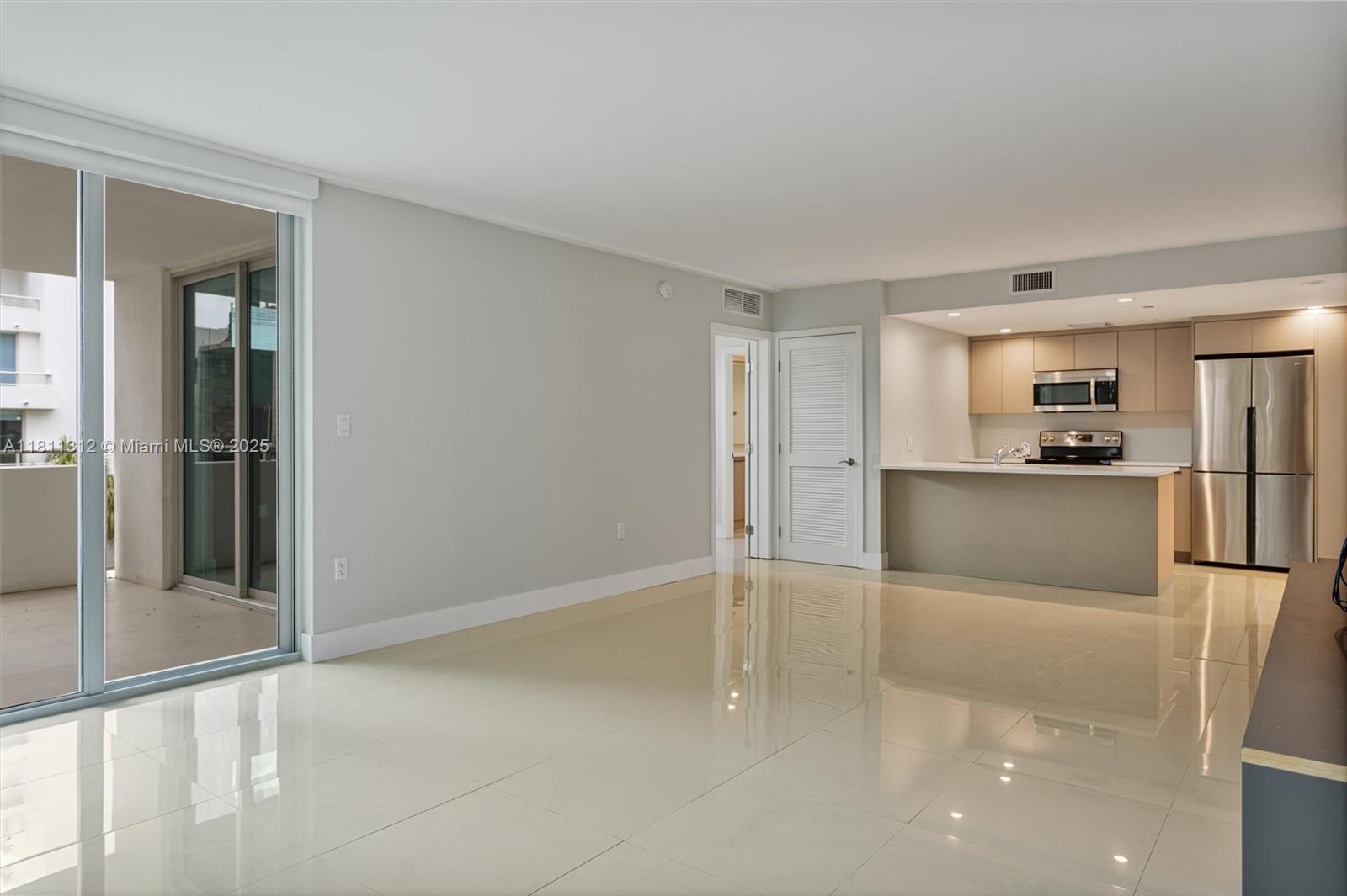 Tross One Bay Harbor - Residential