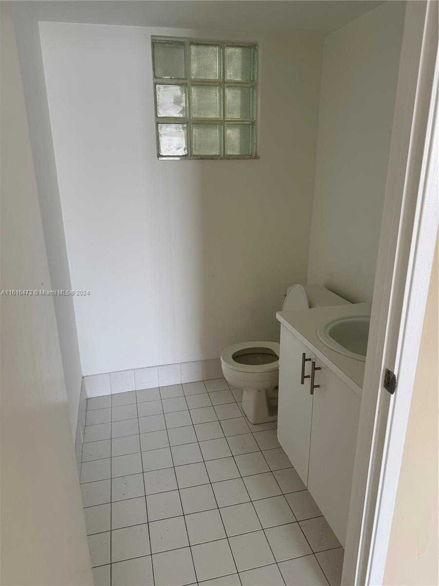 OCEAN 91 CONDO - Residential Lease