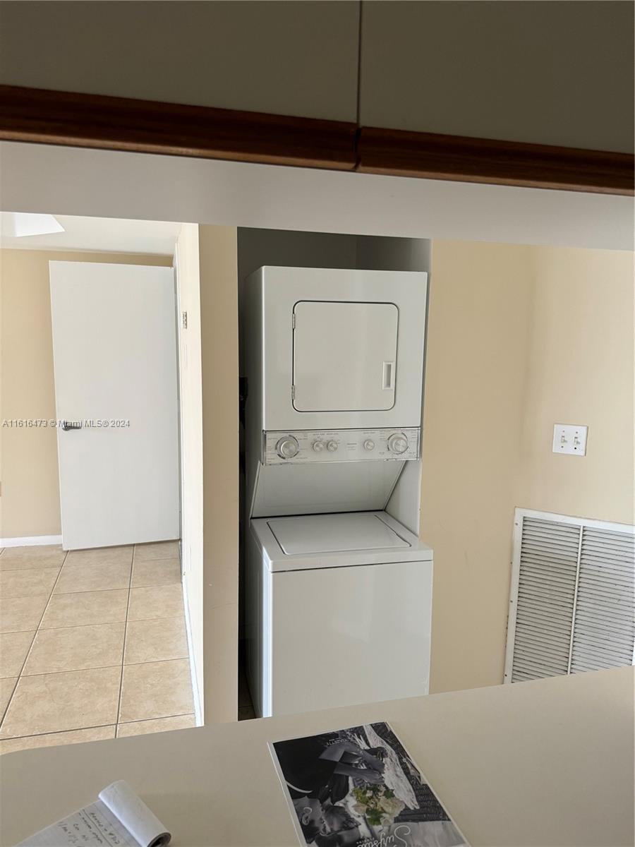 OCEAN 91 CONDO - Residential Lease