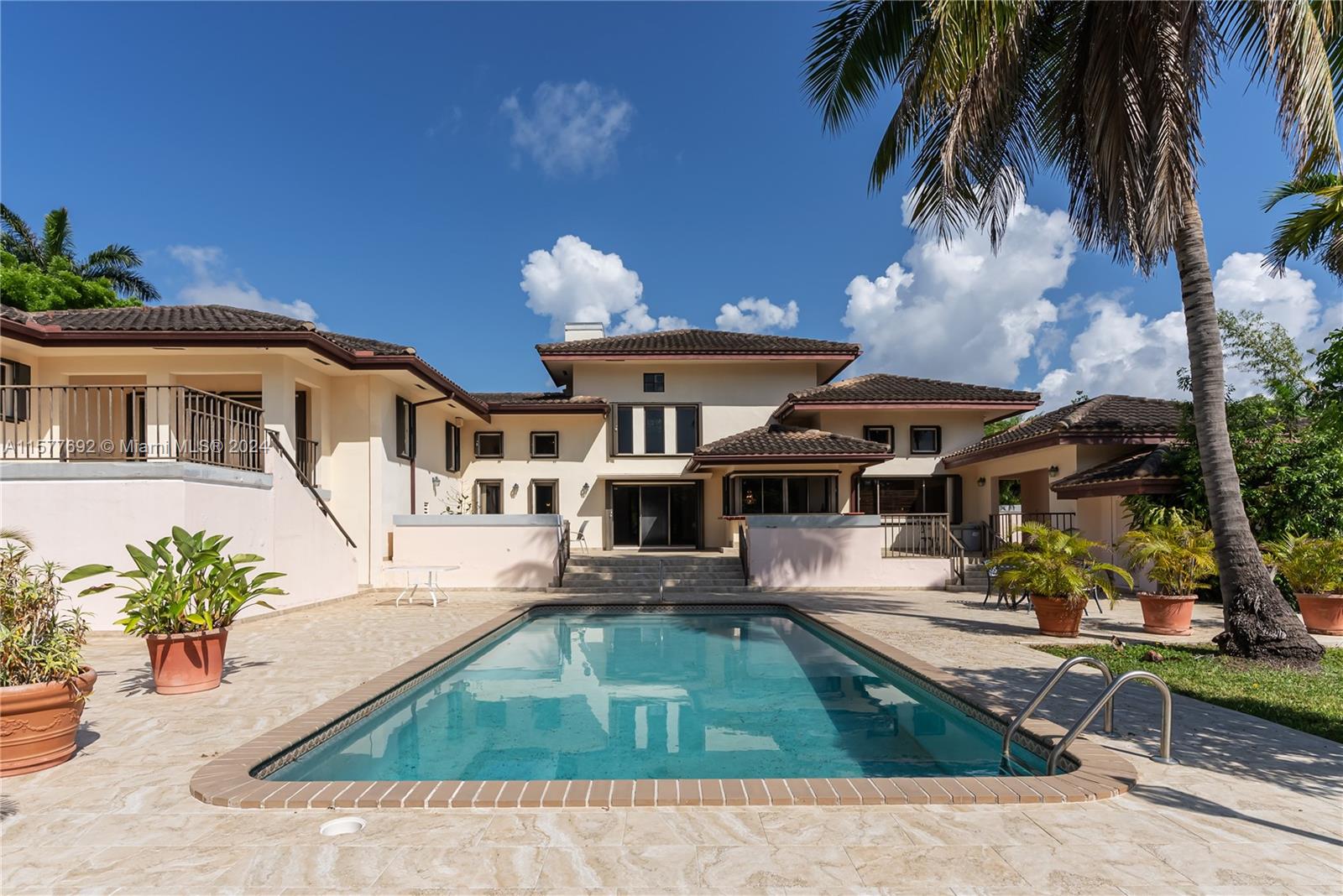 COCOPLUM SEC 1 - Residential