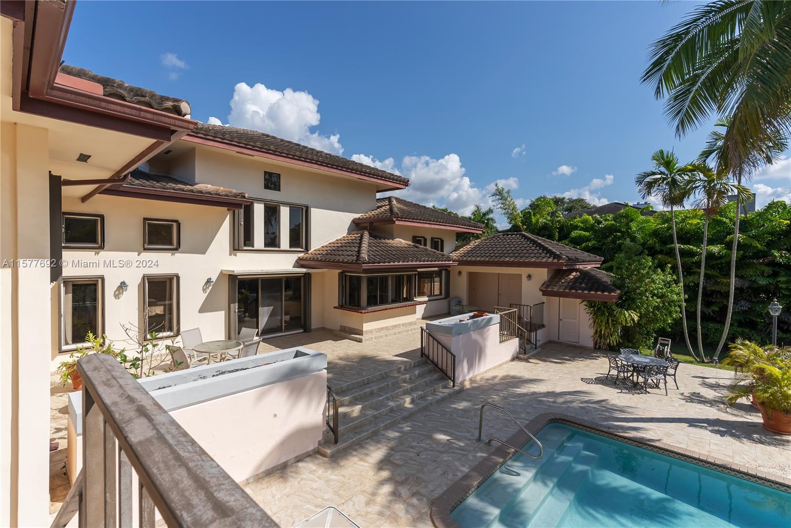 COCOPLUM SEC 1 - Residential