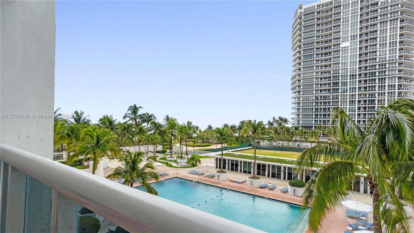 HARBOUR HOUSE - Residential Lease