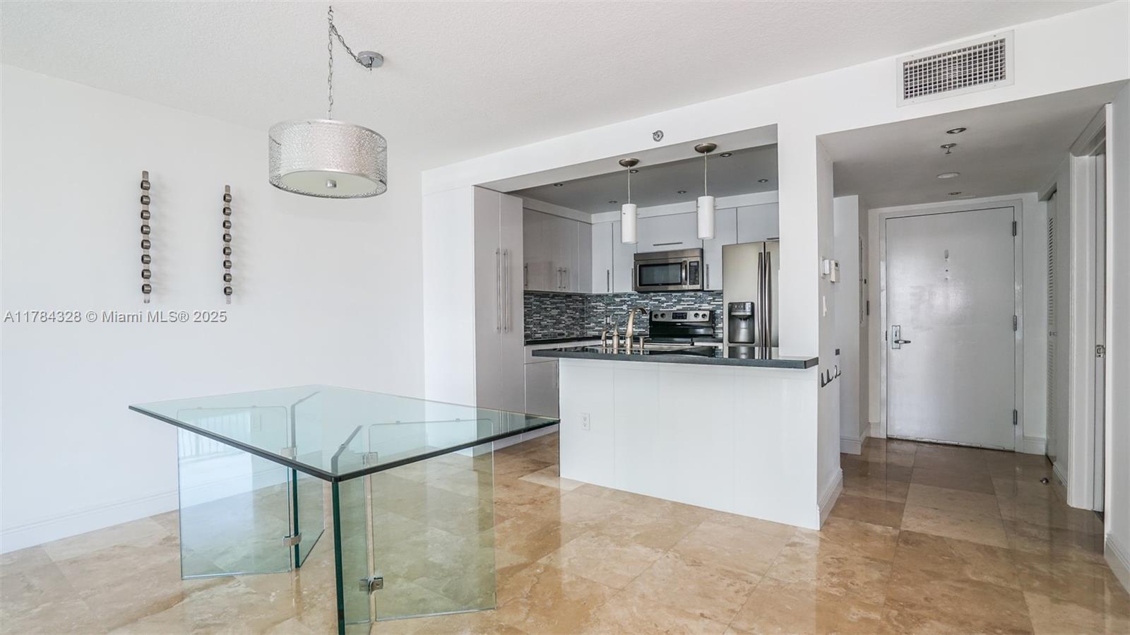 THE CLUB AT BRICKELL BAY - Residential Lease