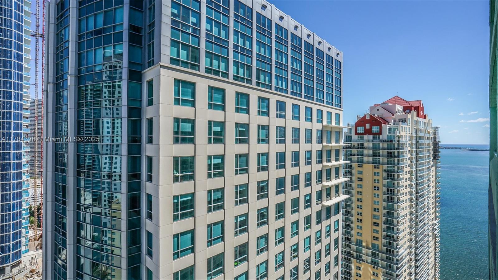 THE CLUB AT BRICKELL BAY - Residential Lease