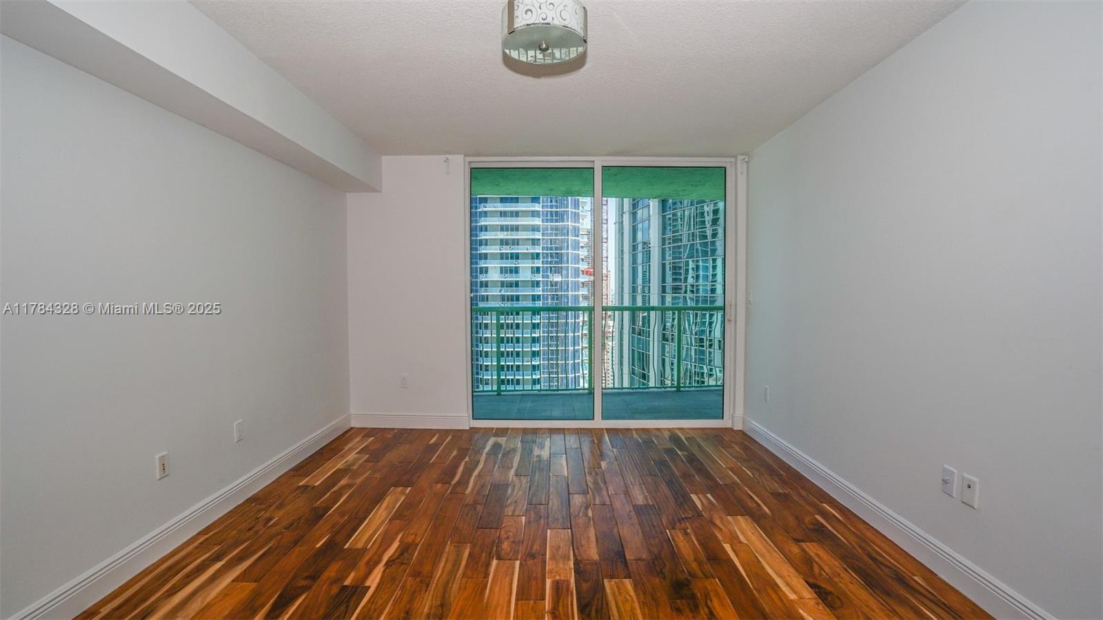 THE CLUB AT BRICKELL BAY - Residential Lease