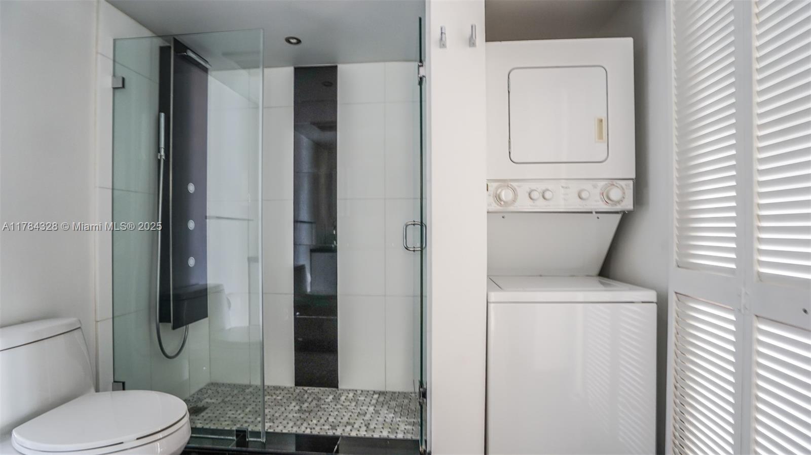 THE CLUB AT BRICKELL BAY - Residential Lease
