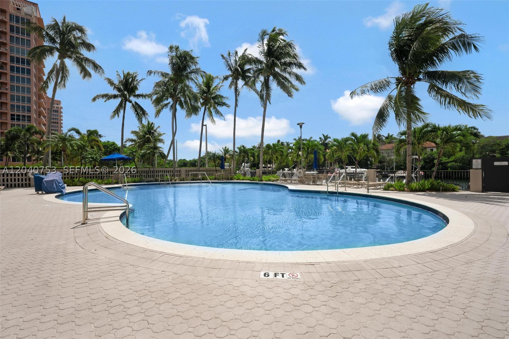 GABLES WATERWAY TOWERS CO - Residential
