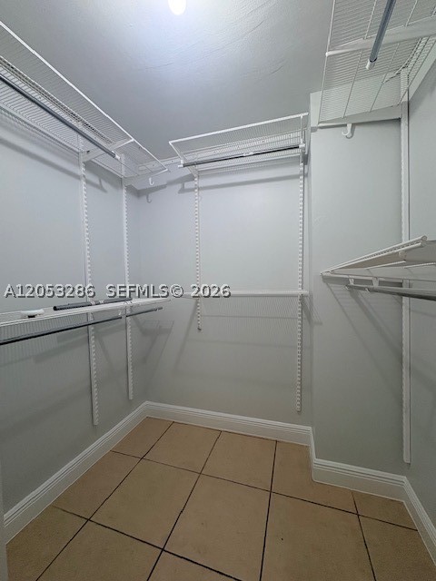 PARK LAKE VILG CONDO PHS - Residential Lease