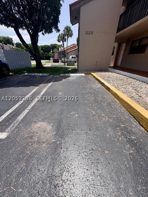 PARK LAKE VILG CONDO PHS - Residential Lease
