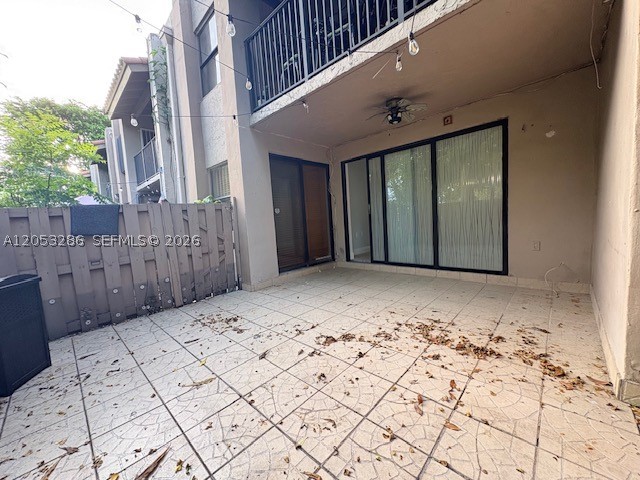 PARK LAKE VILG CONDO PHS - Residential Lease