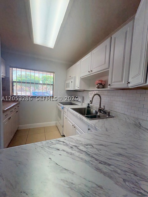 PARK LAKE VILG CONDO PHS - Residential Lease