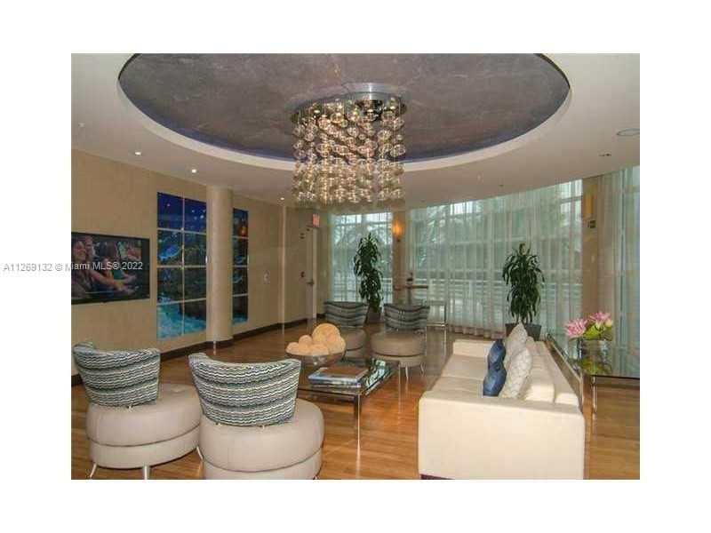 VIZCAYNE NORTH CONDO - Residential Lease