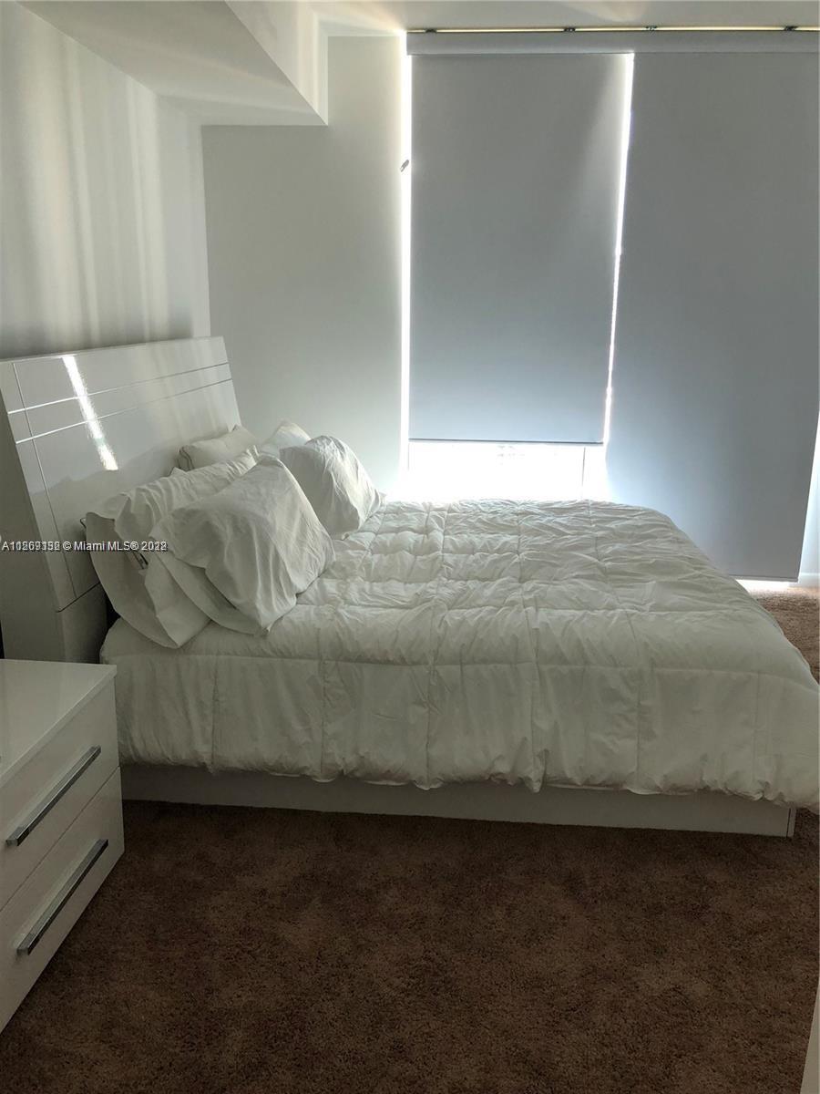 VIZCAYNE NORTH CONDO - Residential Lease
