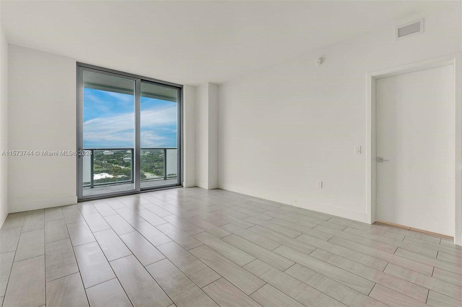 METROPICA NORTH TOWER ONE - Residential Lease