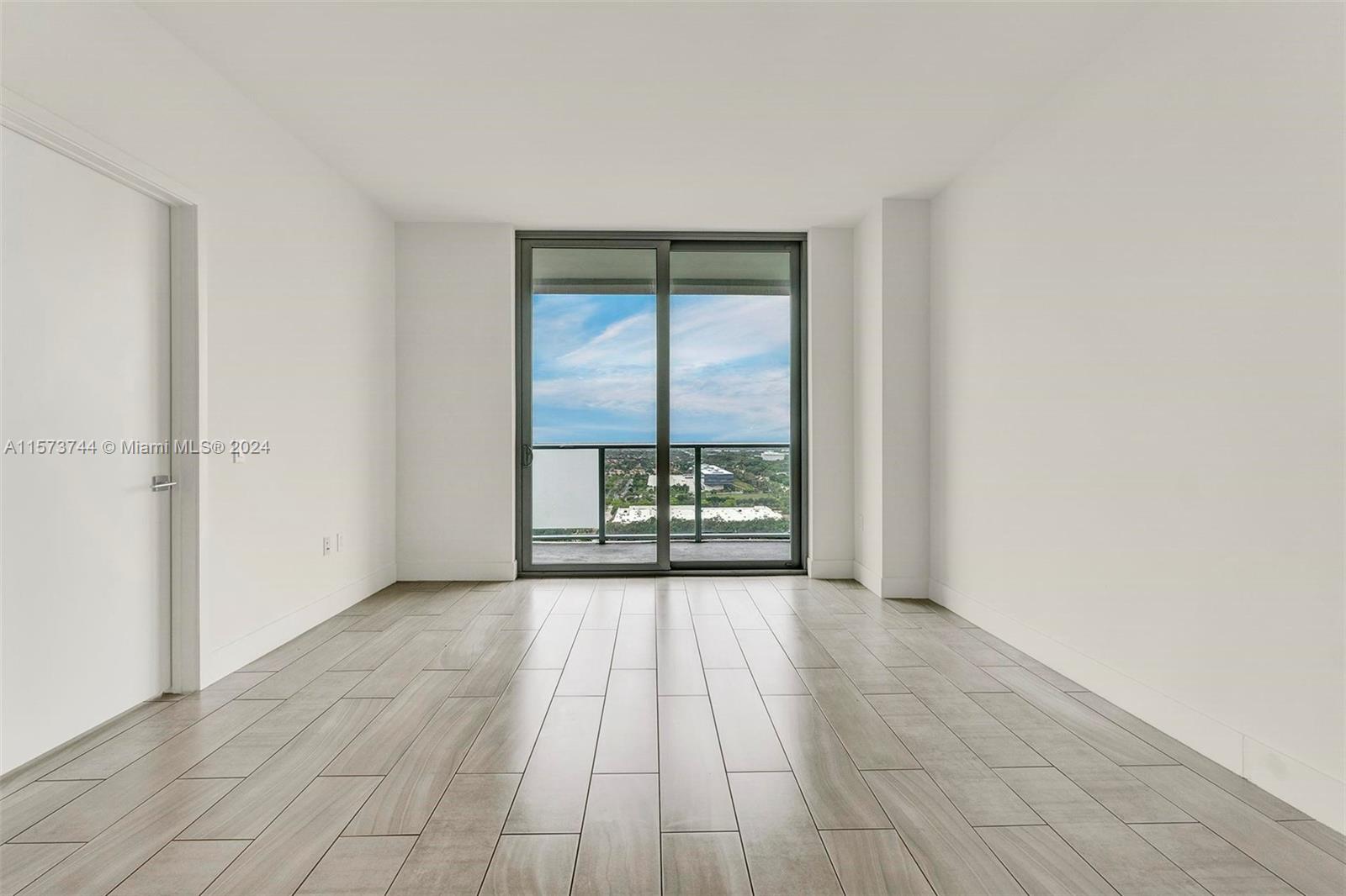 METROPICA NORTH TOWER ONE - Residential Lease