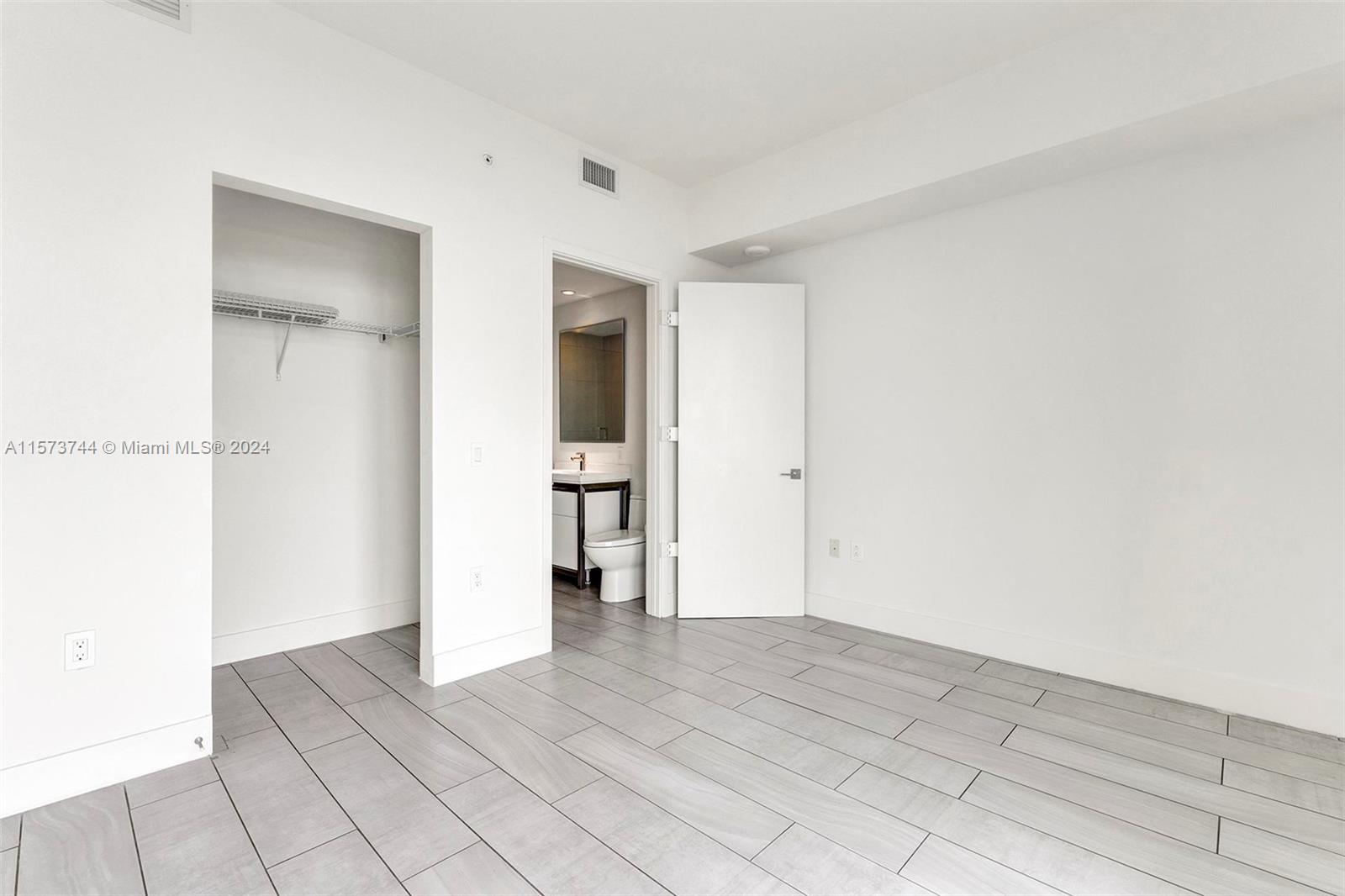 METROPICA NORTH TOWER ONE - Residential Lease