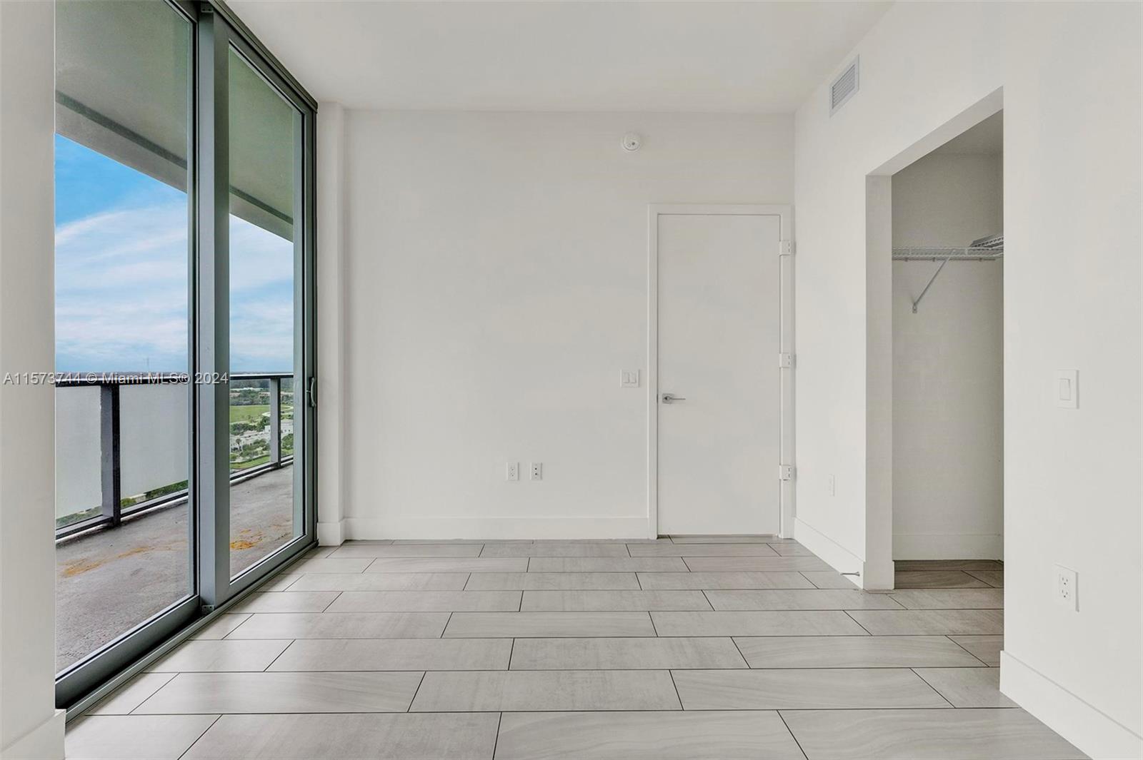 METROPICA NORTH TOWER ONE - Residential Lease