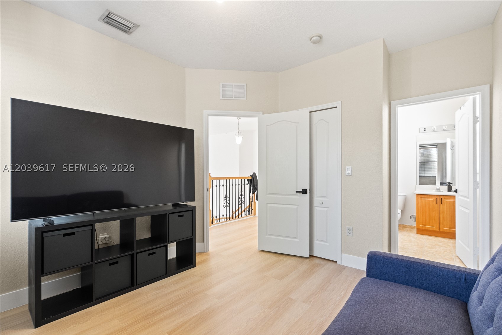 ISLANDS AT DORAL NORTHWES - Residential