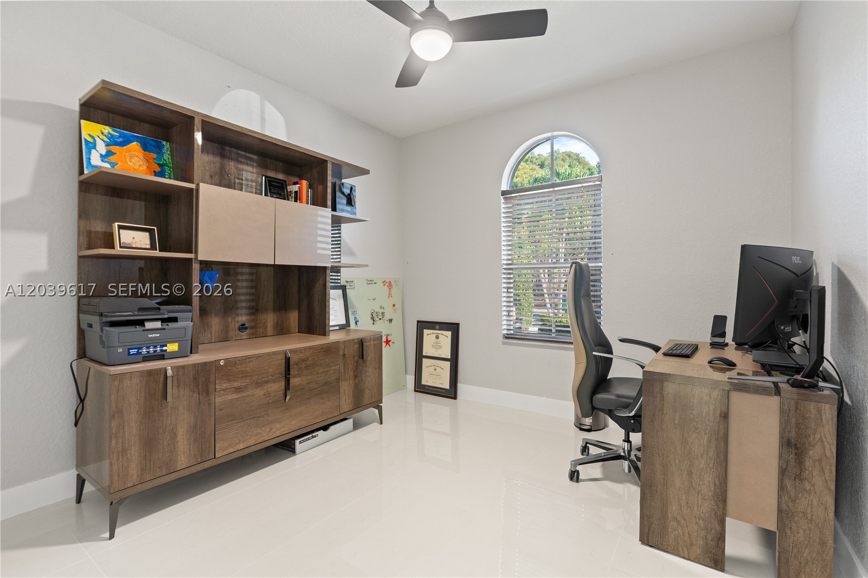 ISLANDS AT DORAL NORTHWES - Residential