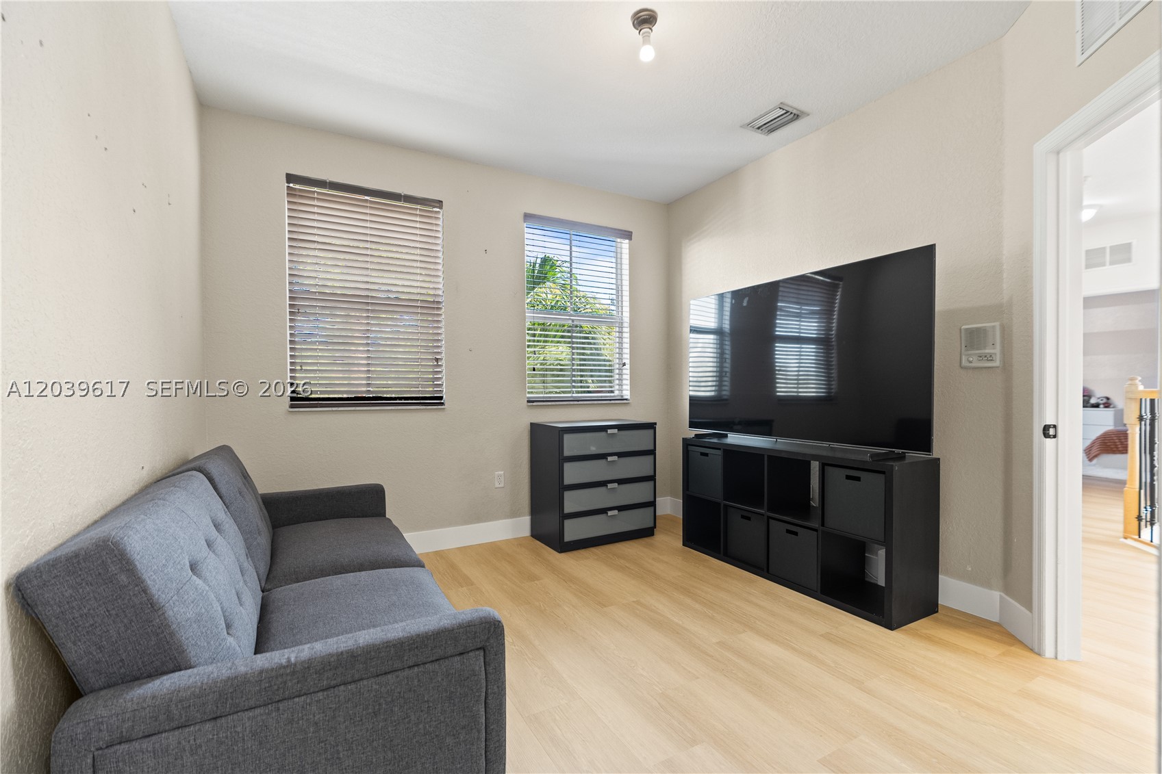 ISLANDS AT DORAL NORTHWES - Residential