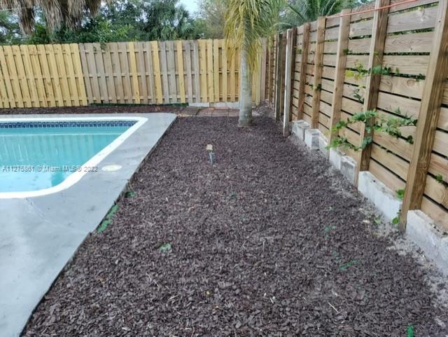 PALM-AIRE VILLAGE 3RD SEC - Residential