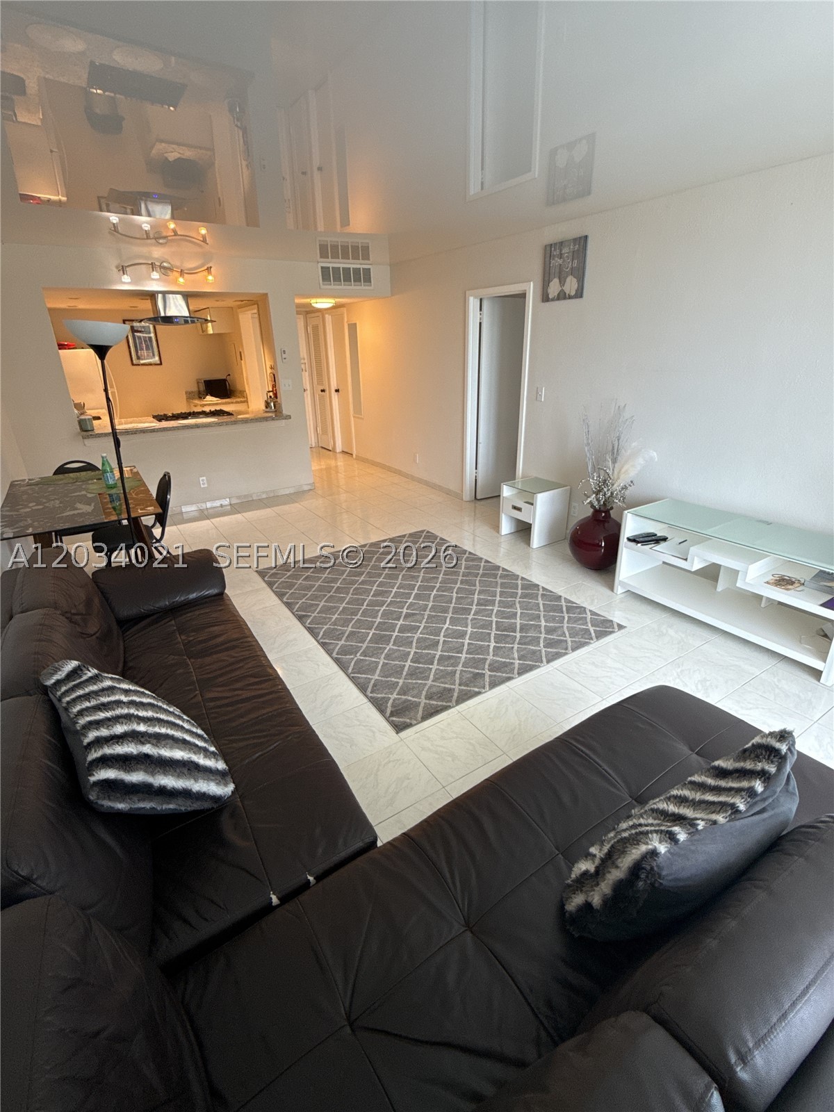 PARKER PLAZA CONDO ESTATE - Residential