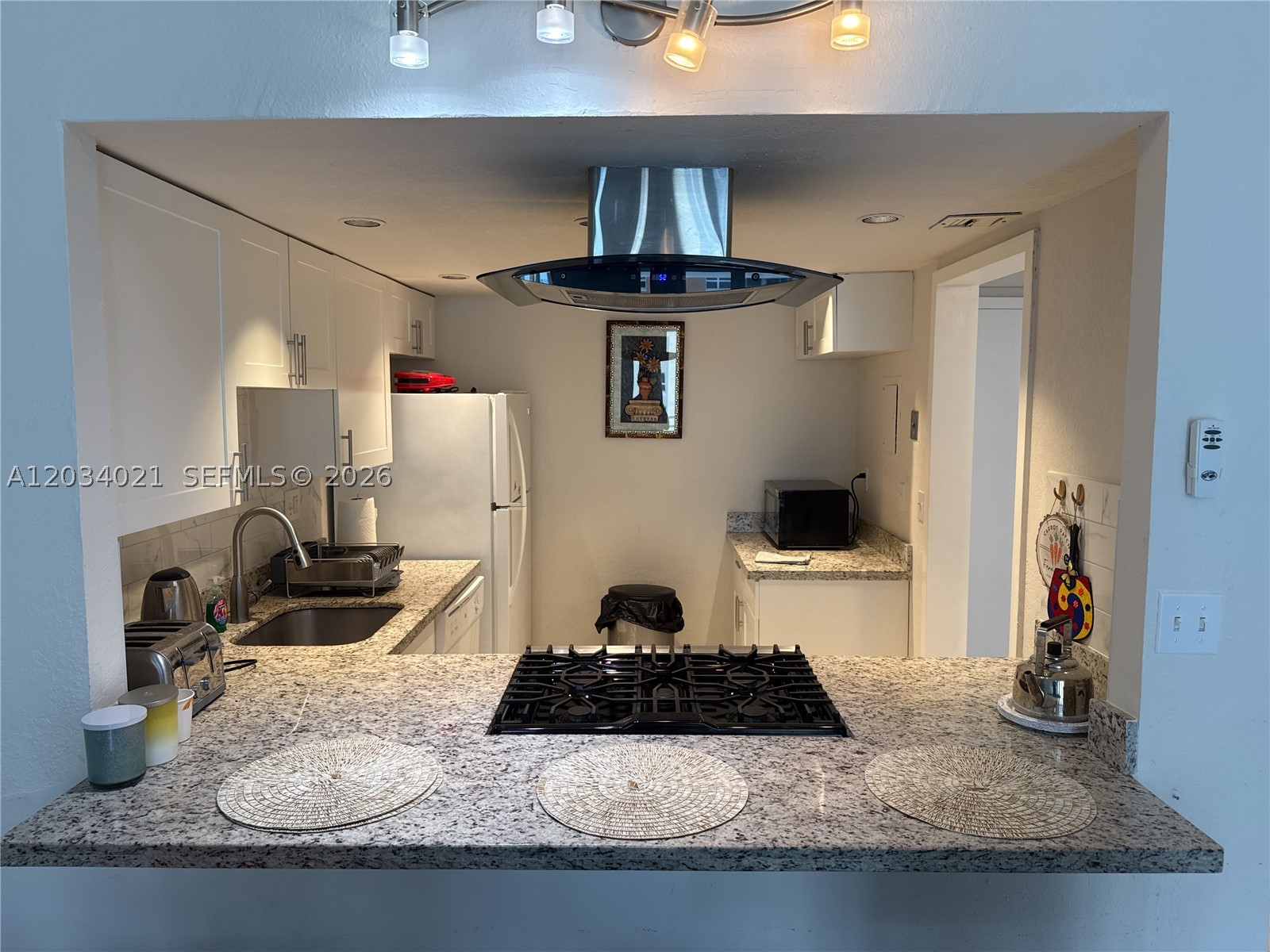 PARKER PLAZA CONDO ESTATE - Residential