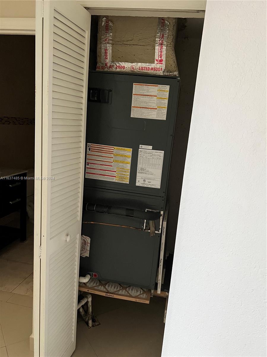 DORAL ISLES NORTH SEC TWO - Residential Lease
