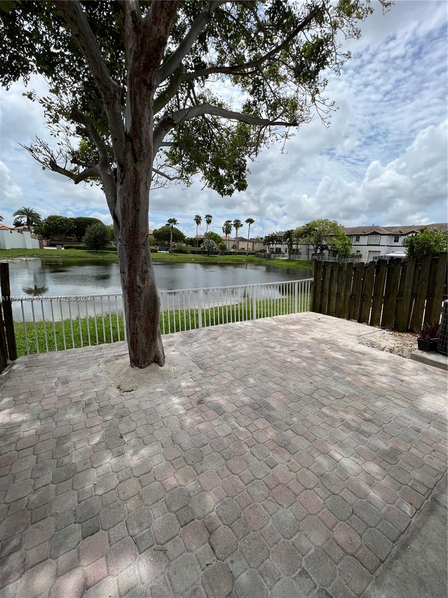 DORAL ISLES NORTH SEC TWO - Residential Lease