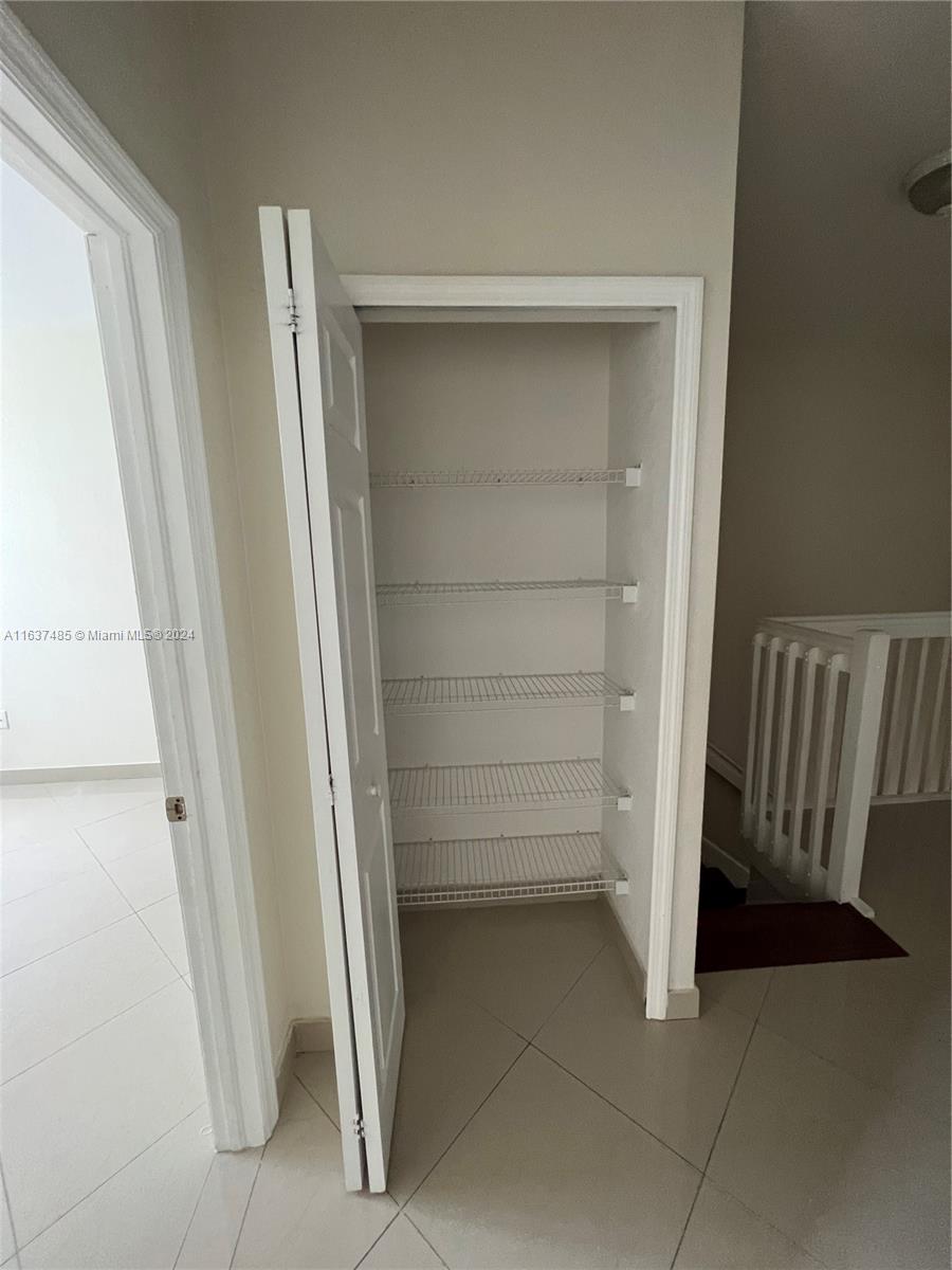 DORAL ISLES NORTH SEC TWO - Residential Lease