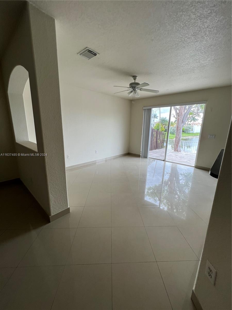 DORAL ISLES NORTH SEC TWO - Residential Lease