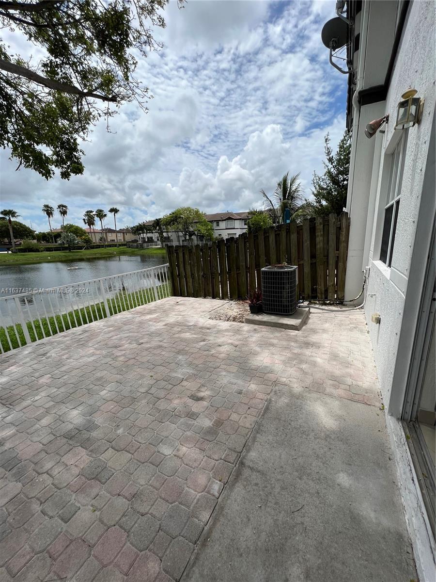 DORAL ISLES NORTH SEC TWO - Residential Lease