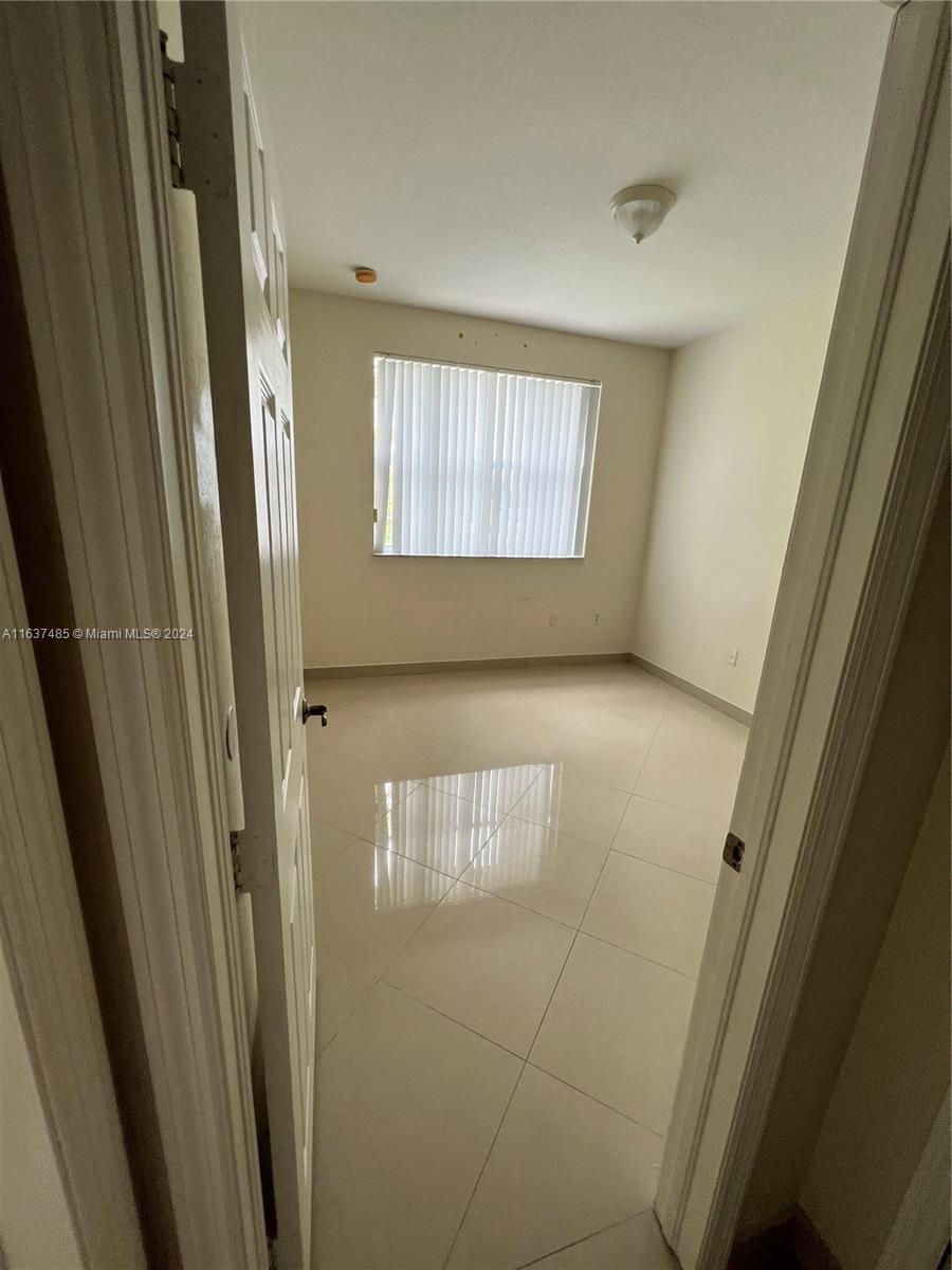 DORAL ISLES NORTH SEC TWO - Residential Lease