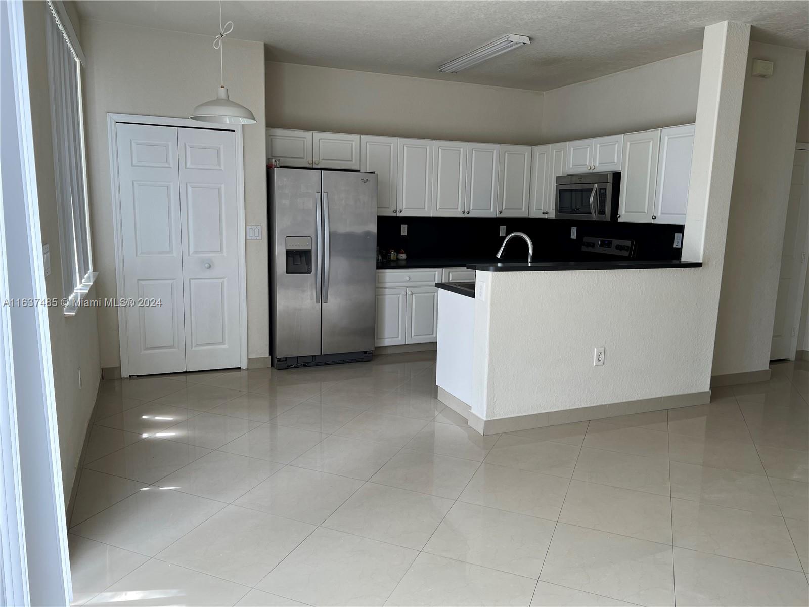 DORAL ISLES NORTH SEC TWO - Residential Lease