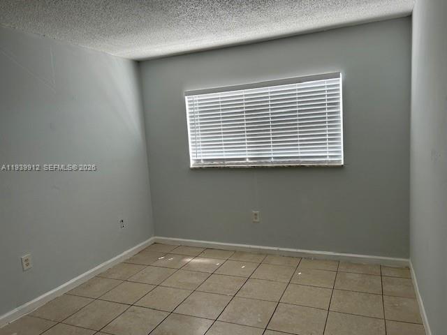 CONDADO REAL CONDO - Residential