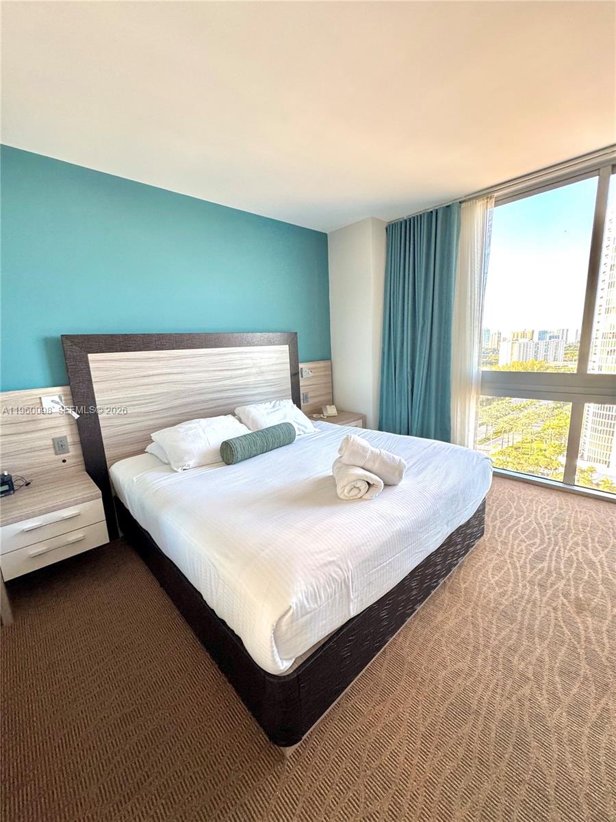 M RESORT RESIDENCES CONDO - Residential